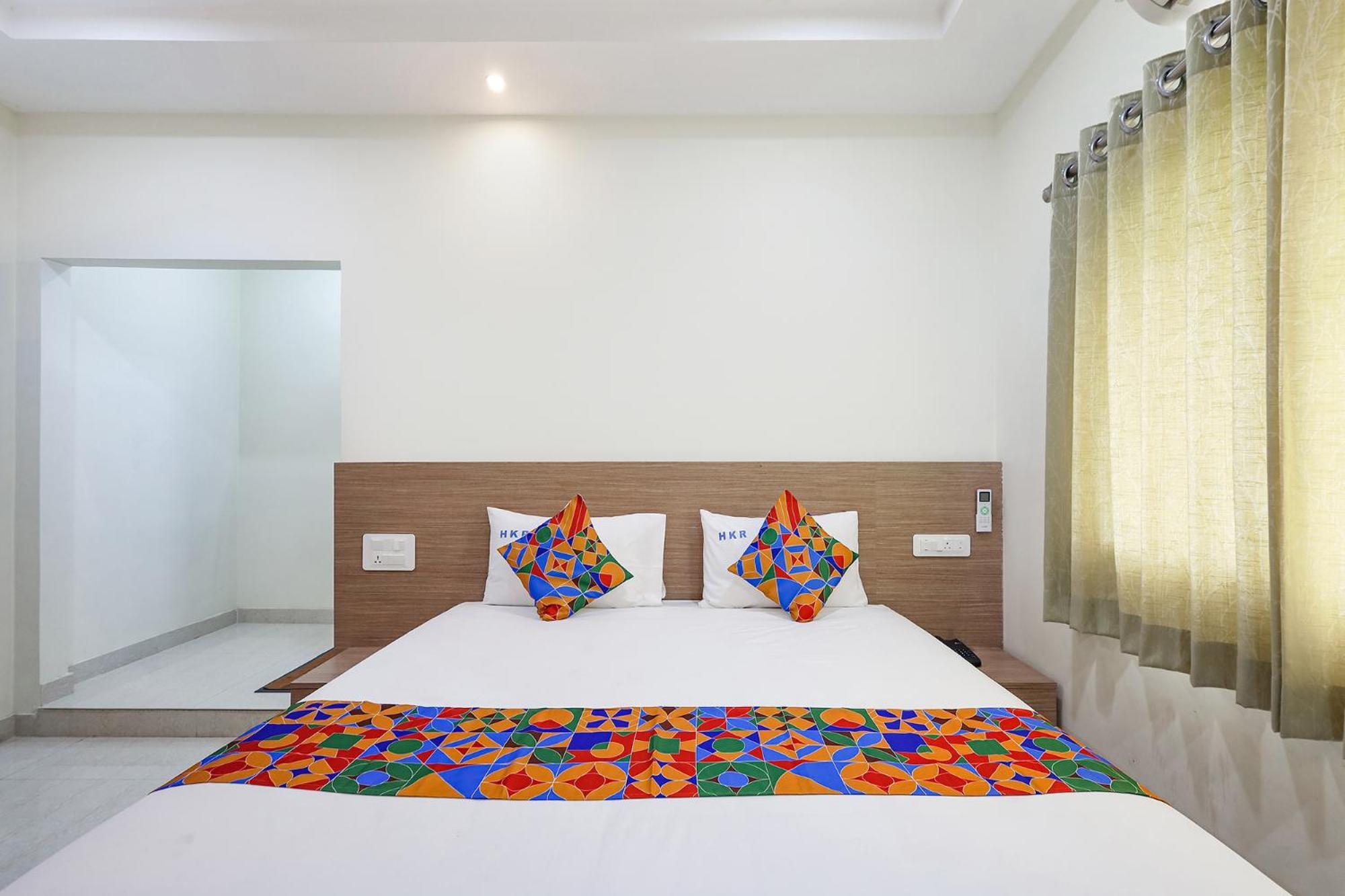 Fabhotel Karthikeya Residency - Tirupati Bus Stand - 900M Екстер'єр фото