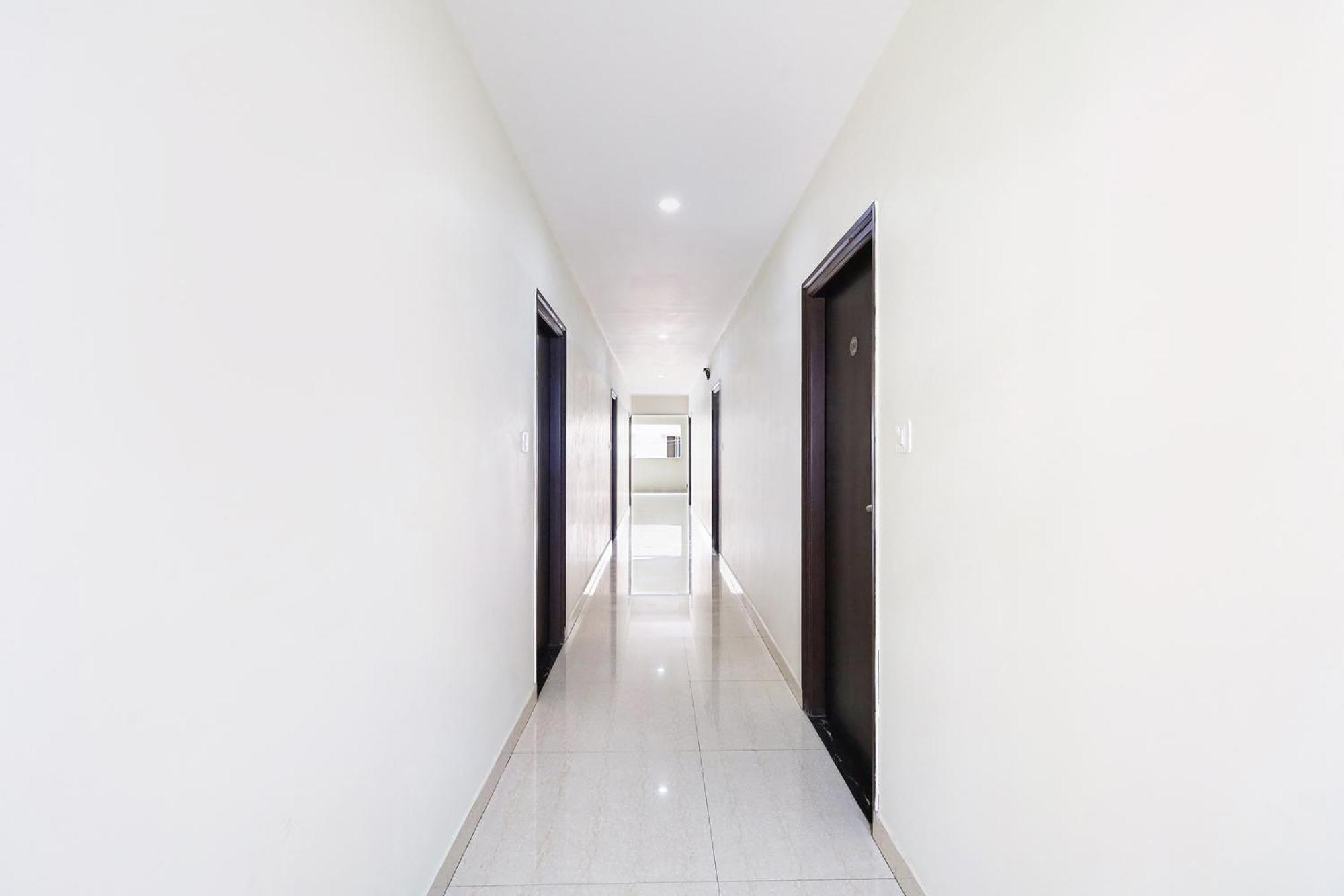 Fabhotel Karthikeya Residency - Tirupati Bus Stand - 900M Екстер'єр фото