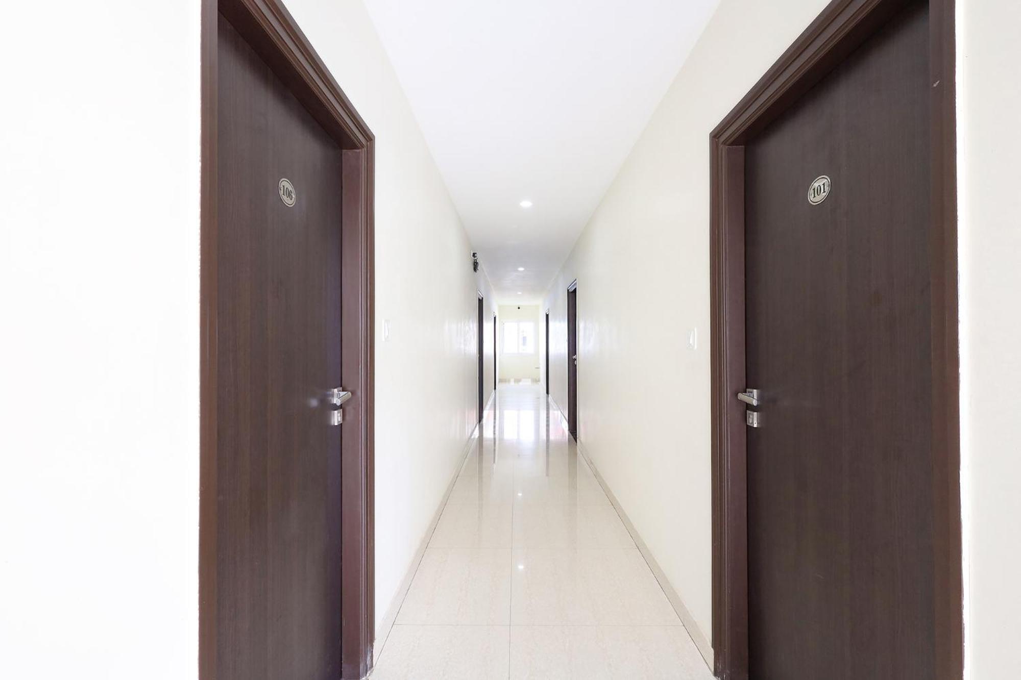 Fabhotel Karthikeya Residency - Tirupati Bus Stand - 900M Екстер'єр фото