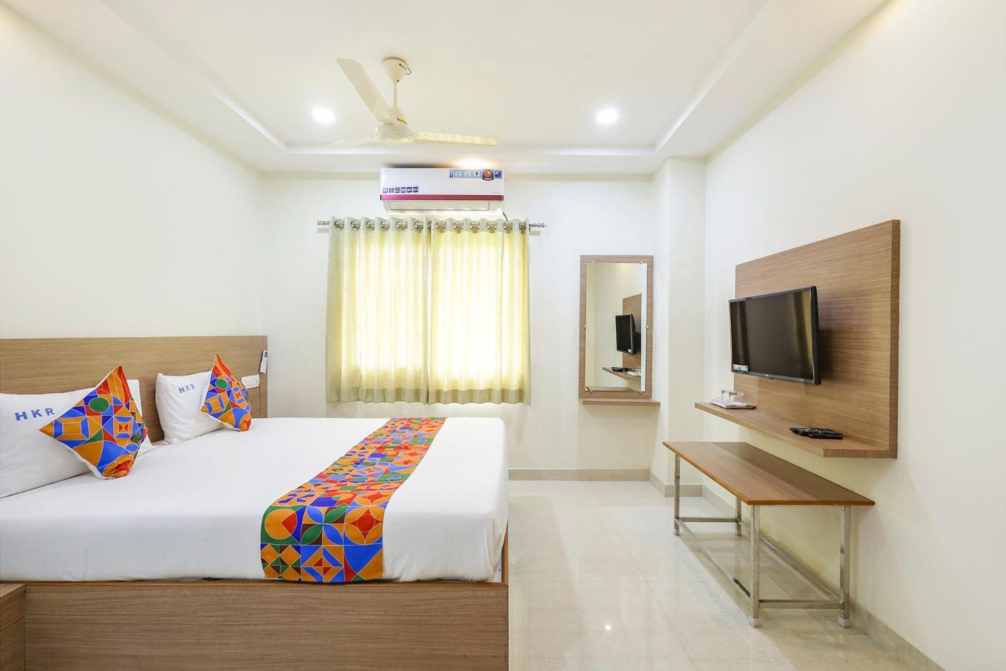 Fabhotel Karthikeya Residency - Tirupati Bus Stand - 900M Екстер'єр фото